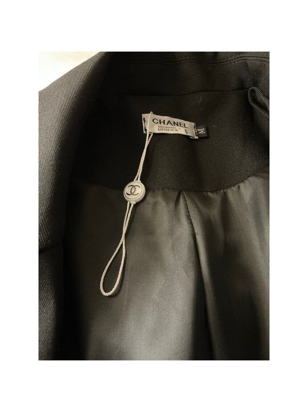 Chanel Blazer CC Crest Buttons Logo Patch Jacket Medium - Picture 16 of 16